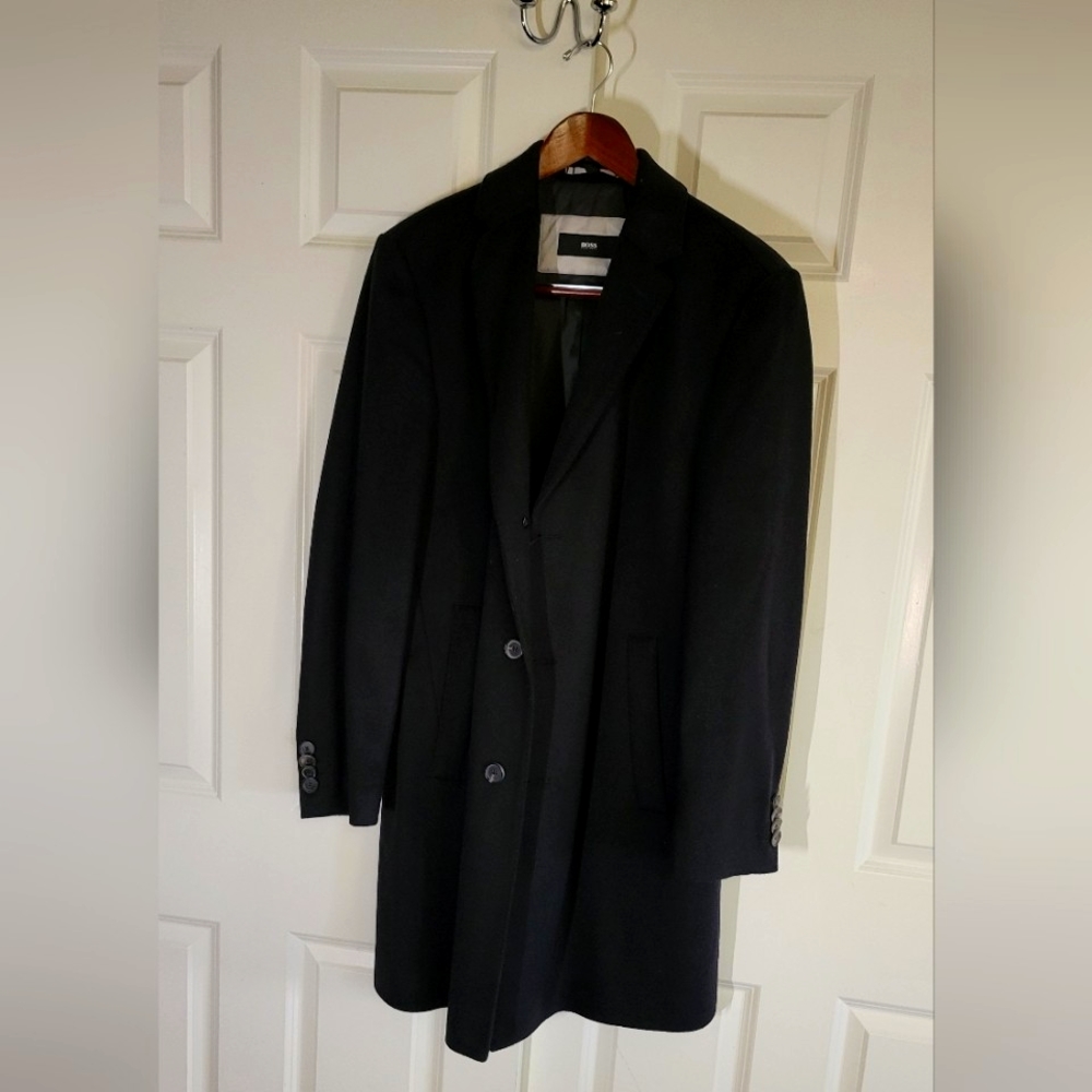 HUGO BOSS Men's Black Cashmere Wool Coat 40R